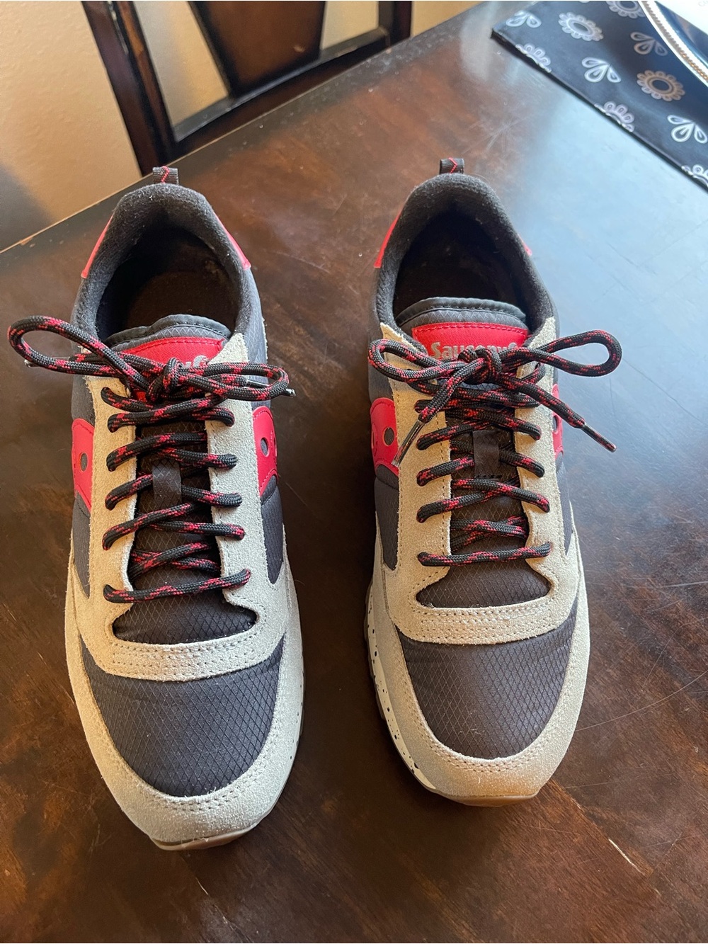 Saucony Gray and Red Women’s Sneakers